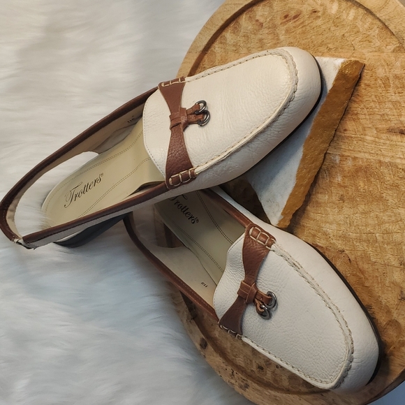 Trotters Shoes - Trotters Size 11S
